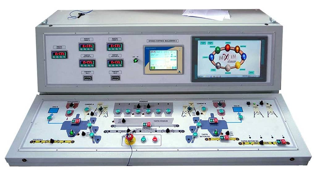 Controlli da pannelli operatore con monitor touch-screen